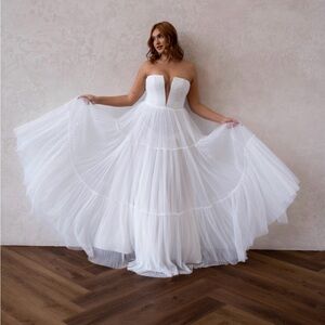 Luca Wedding Dress Size 14
